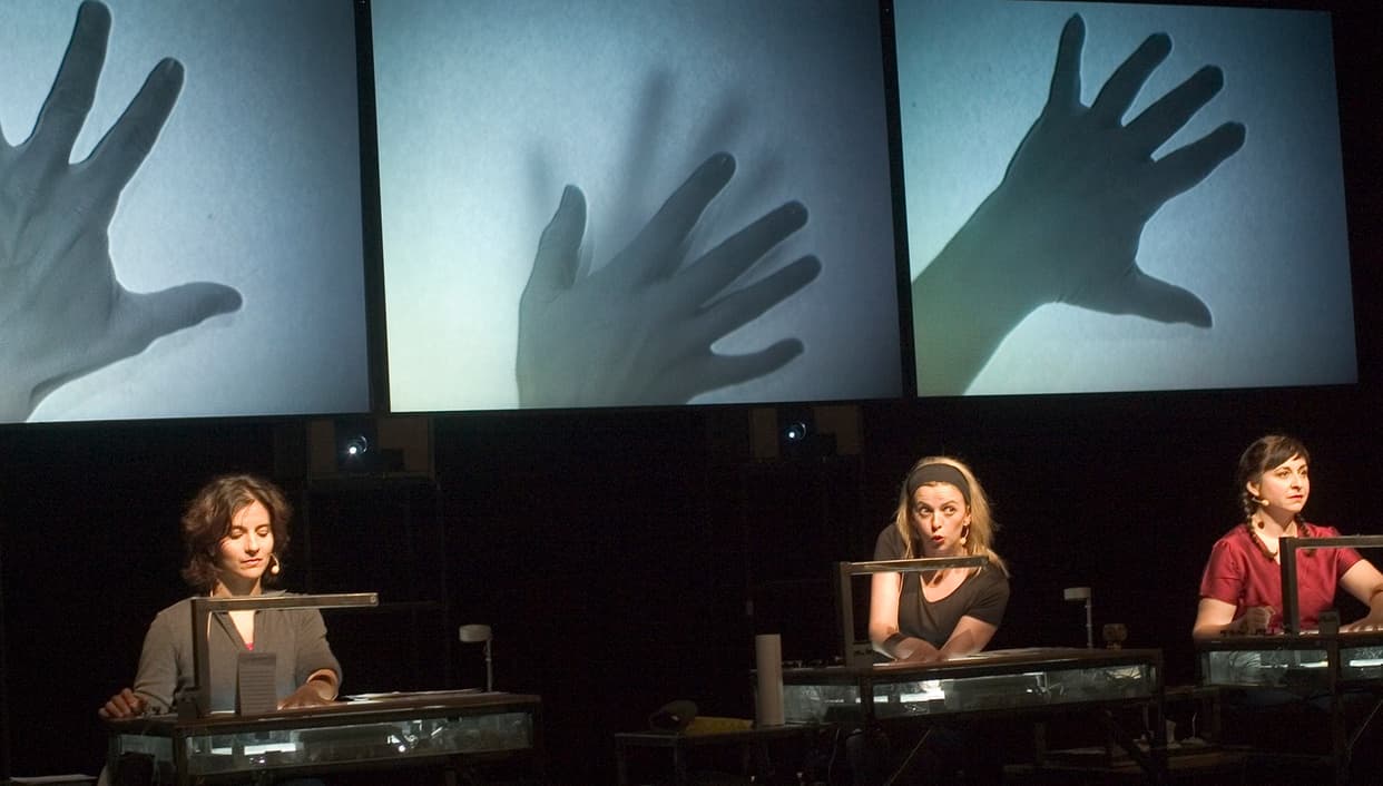 Machinations de Georges Aperghis, Espace de projection de l'Ircam 